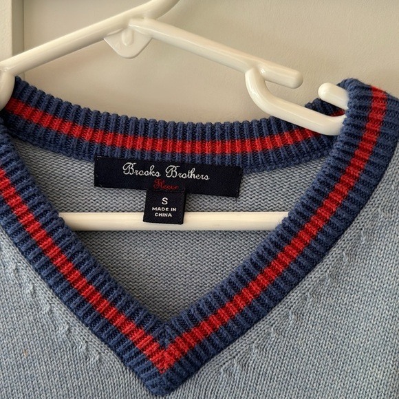 Gorgeous baby blue Brooks brothers sweater size small - Picture 4 of 7